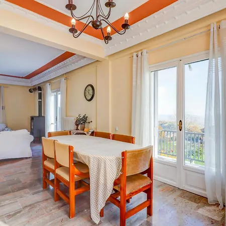 Country 20 Min From Trikala Genesi