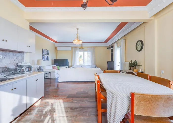 Country 20 Min From Trikala アパート