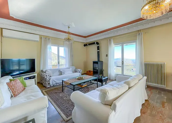 Country 20 Min From Trikala *