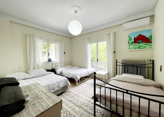 Country 20 Min From Trikala