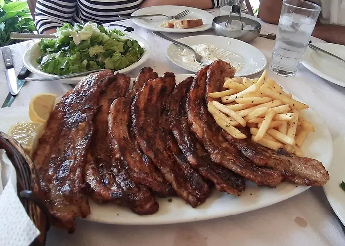 Country 20 Min From Trikala